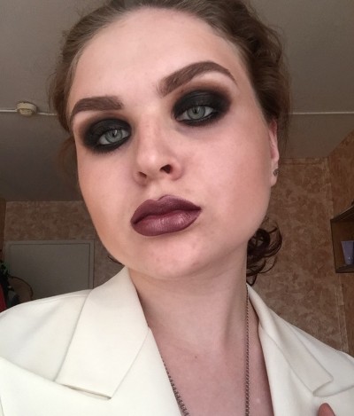 Елена, Г. Кызыл